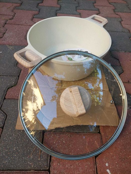 Just Perfecto garnek