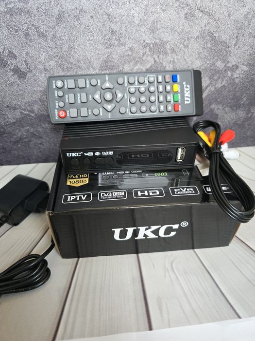 Цифровий Тюнер т2 UKC приставка для телевізора ресівер