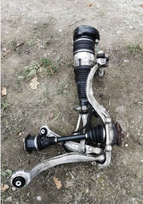 Audi Q7 4M Q8 TOUAREG 18+  Підрамник , Подрамник 4M0399315L