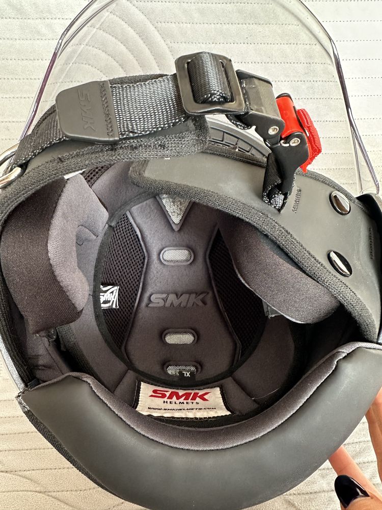 Sprzedam kask na motor smk