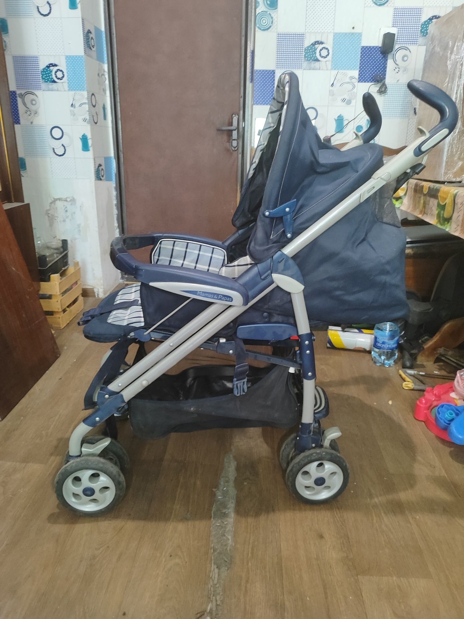 Продам коляску фірмова Mamas & Papas