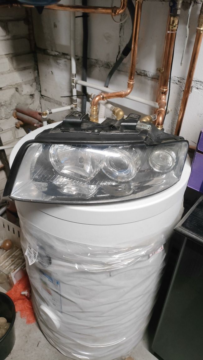 Lampa Audi a4 b6 oryginał