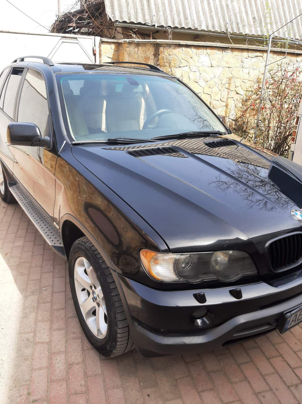 Продам BMW  Х5  Е53