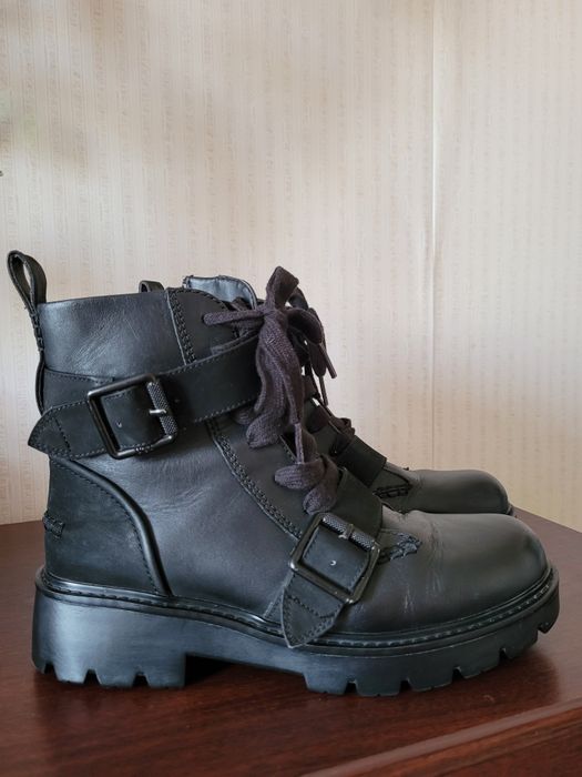 Ugg ботинки  39 р.
