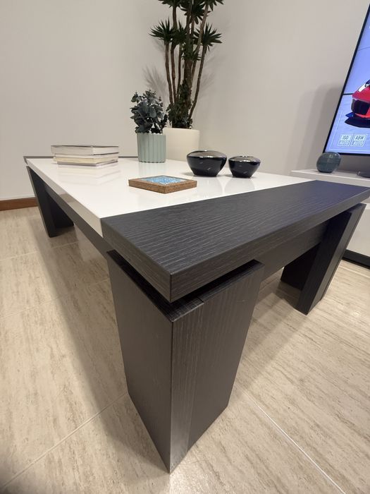 Mesa de centro sala de estar - branco e cinza