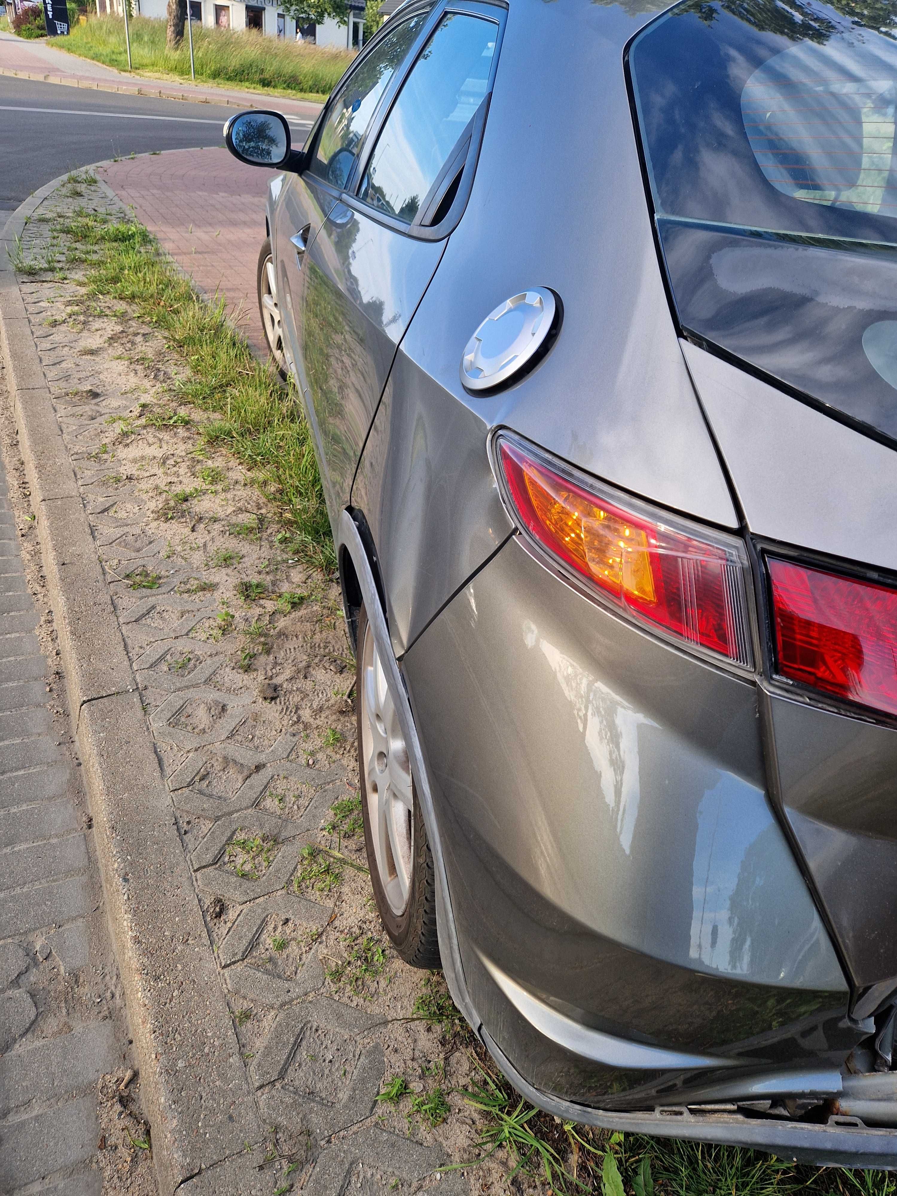 Honda Civic 1.8 benzyna