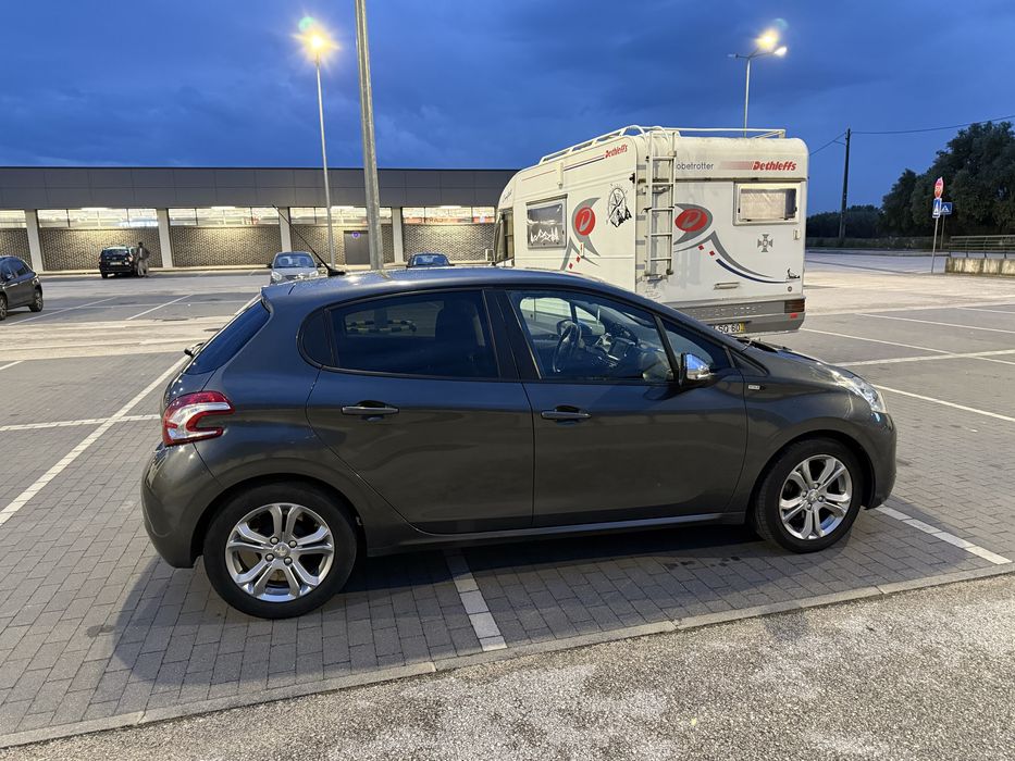 Peugeot 208 hdi1.4