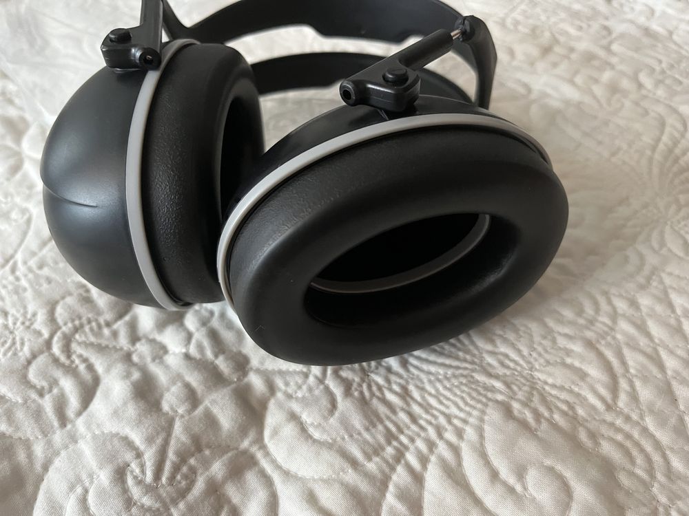 Тактичні шумозахисні навушники пасивні 35 dB