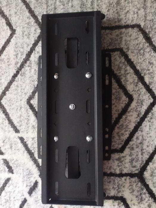 Кріплення телевізора.