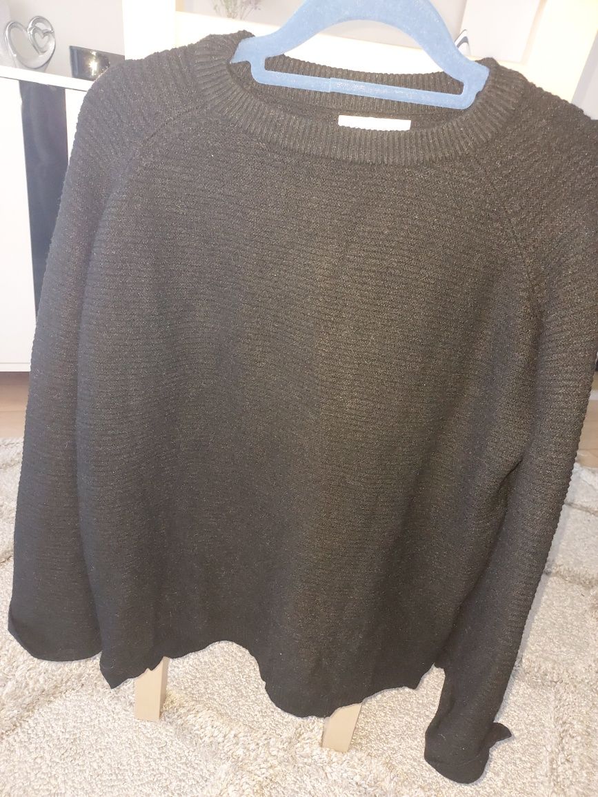 Damski czarny sweter rozmiar S/M