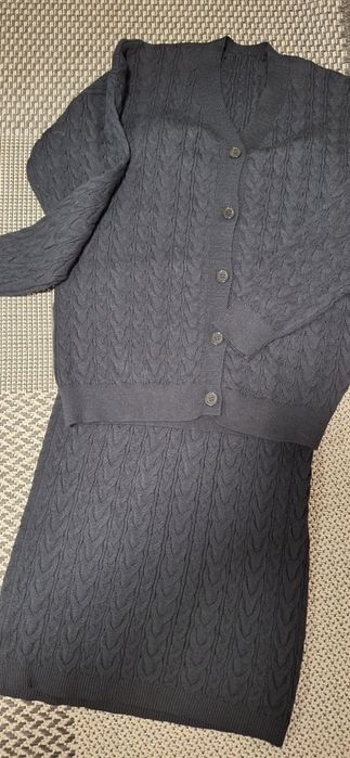 Продам костюм розмір універсал