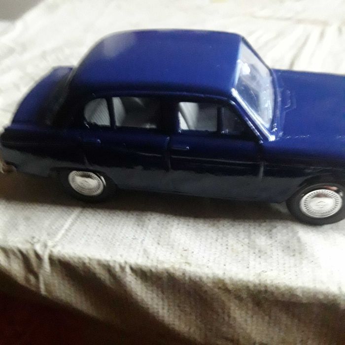 Масштабна модель 1 :43 Москвич 403.