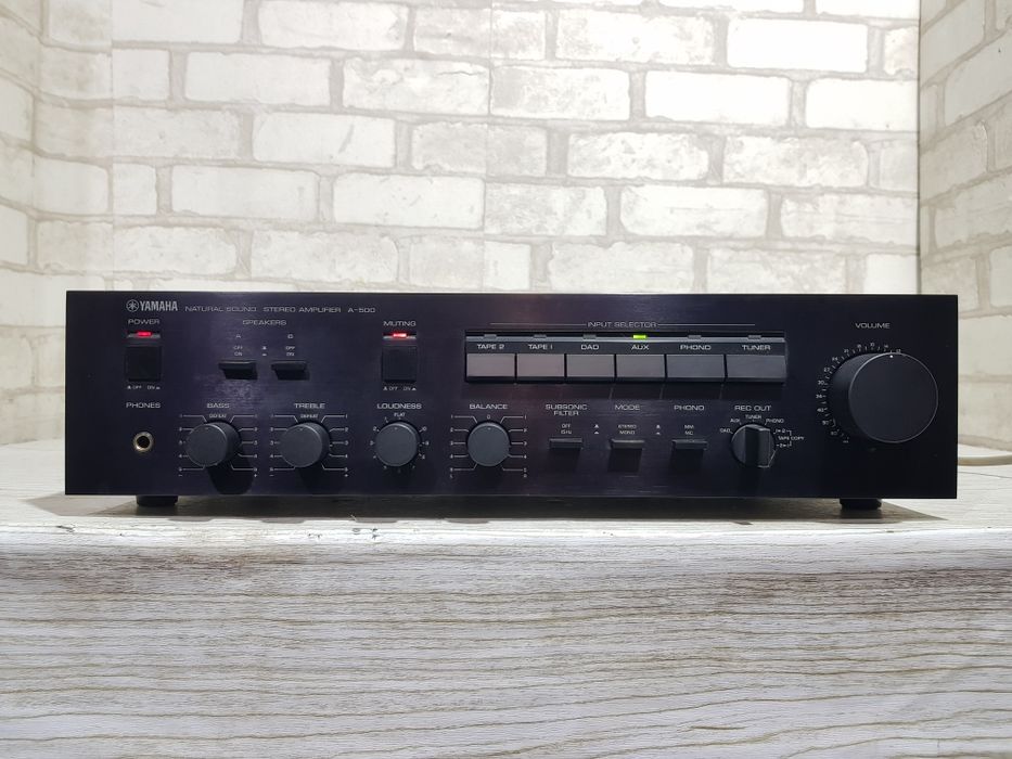 Стерео підсилювач YAMAHA A-500,*2x100 Вт, б/у з Німеччини