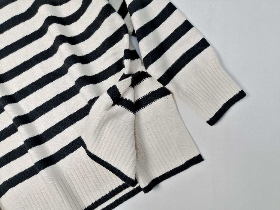 Новый теплый свободный свитер с содержанием шерсти H&M