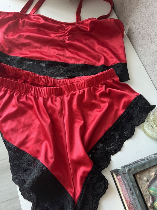 Топ и шортики tezenis