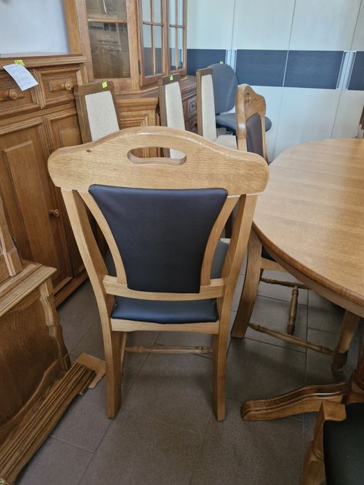 Stół owalny rozkładany 130-175 cm szer. 95 cm + 6 krzeseł skóra