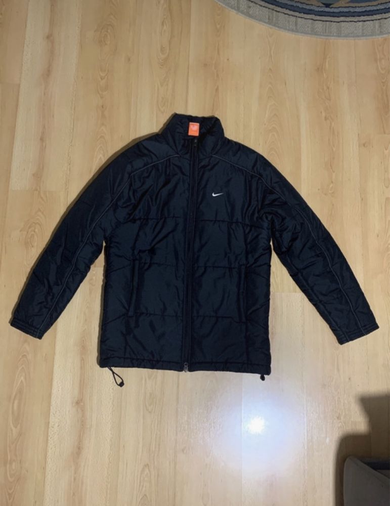 Blusão preto nike tamanho M