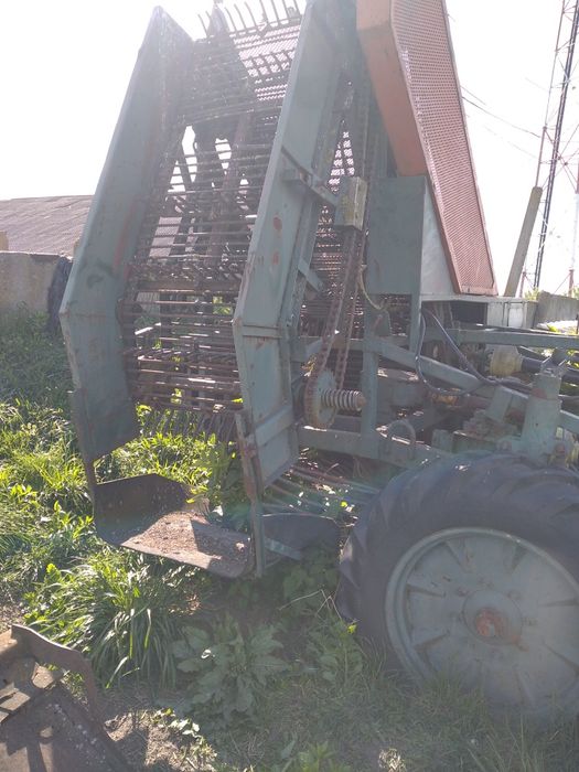 Продам Бурячаний комбайн