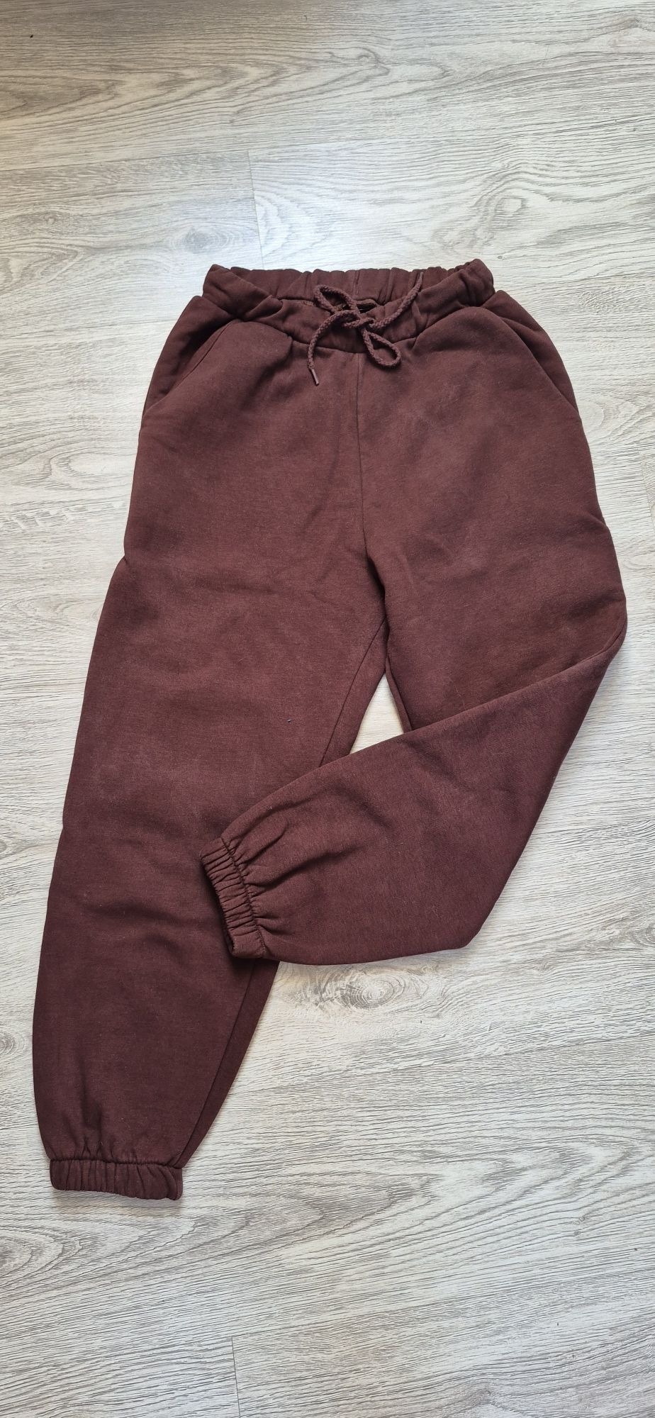 Spodnie dresowe Asos, r. 36 petite c. brązowe