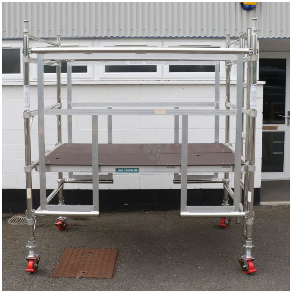Rusztowanie jezdne, aluminiowe, 1.35m x 2m; 6m wysokosc robocza