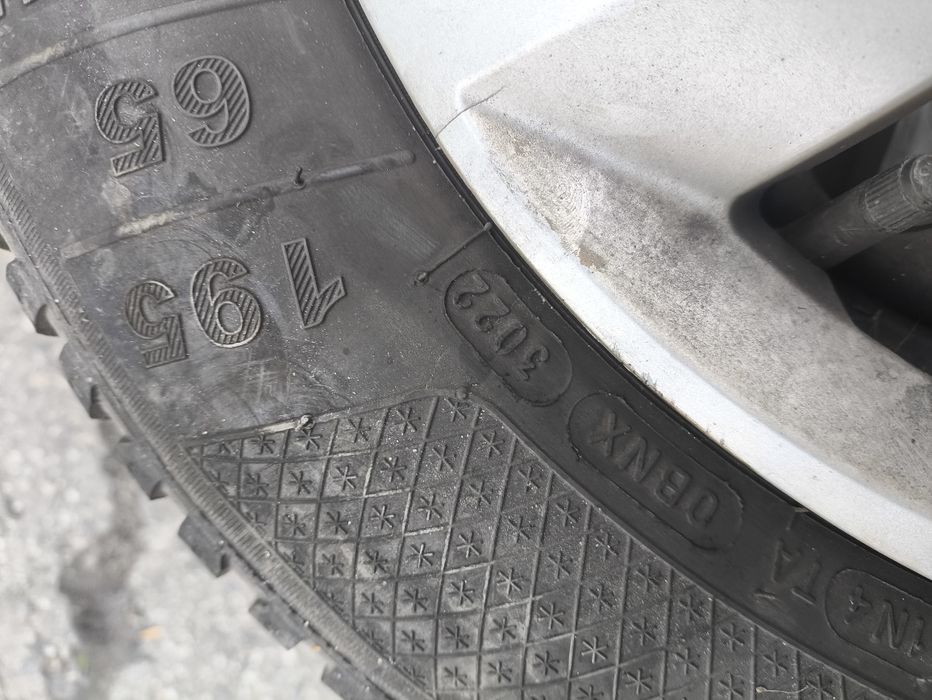 Koła felga stalowa. Zimowe.  Krisalp HP3 195/65R15 91T.  .5x122