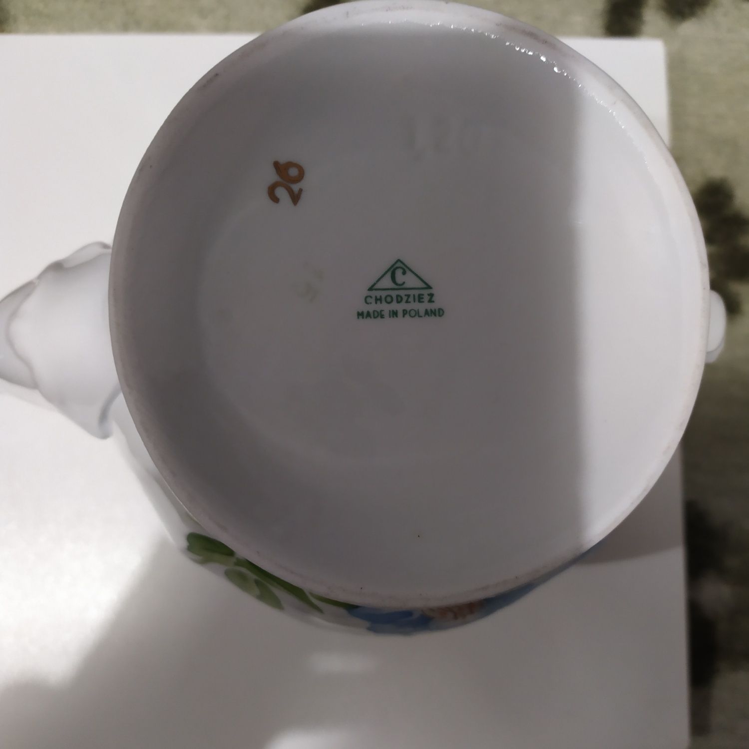 Dzbanek imbryk Chodzież porcelana