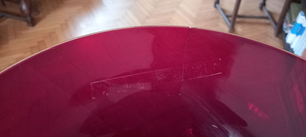 Obłędny gigantyczny wazon z czerwonego szkła