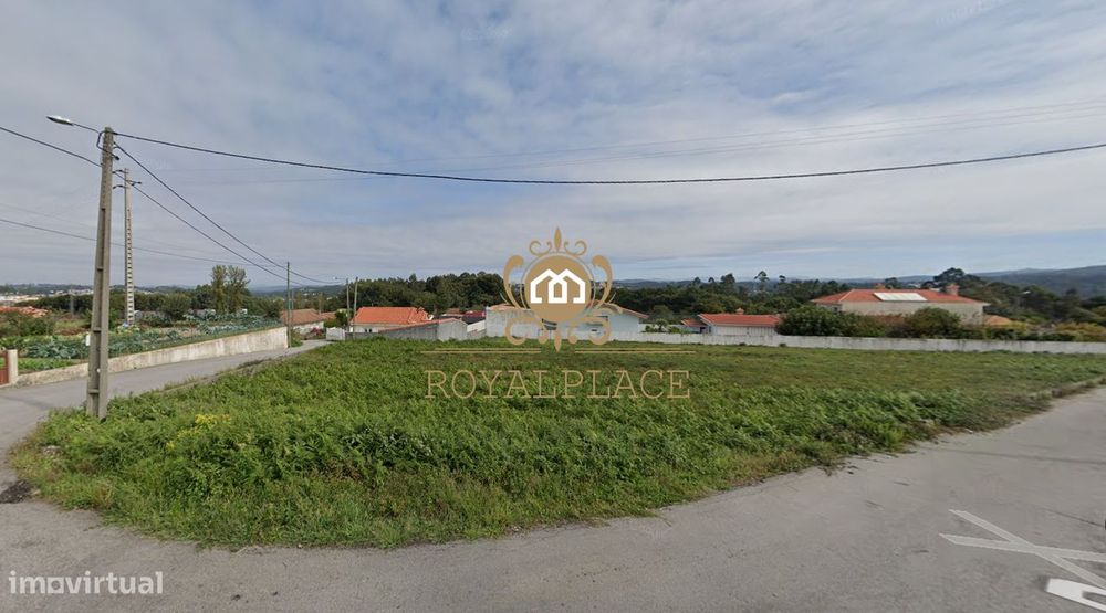 Terreno com 850 m2 em Fiães
