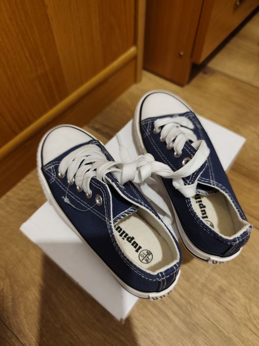 Trampki 28 nowe grabatowe