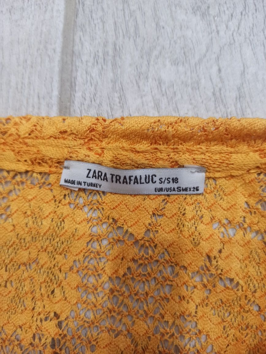 Мереживна блузка з рюшами zara trafaluc.