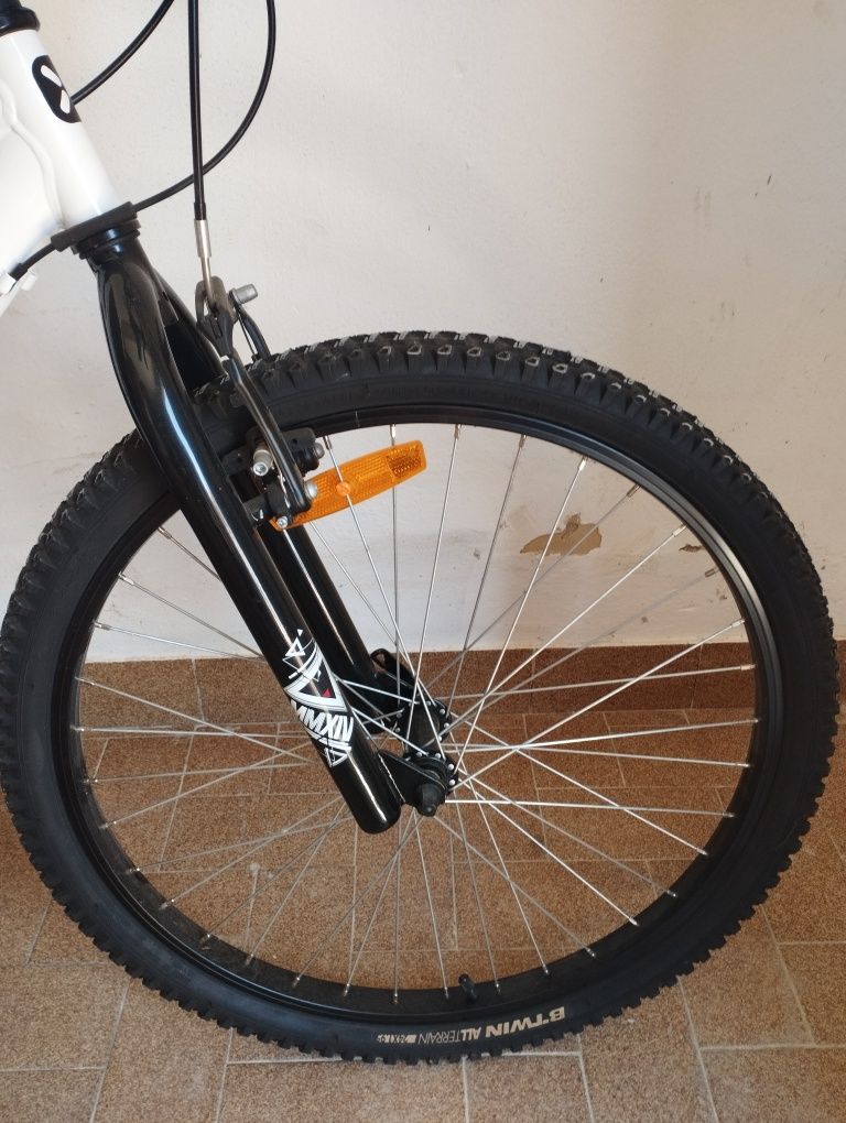Vendo bicicleta B-Twin MMX Rock rider 300
