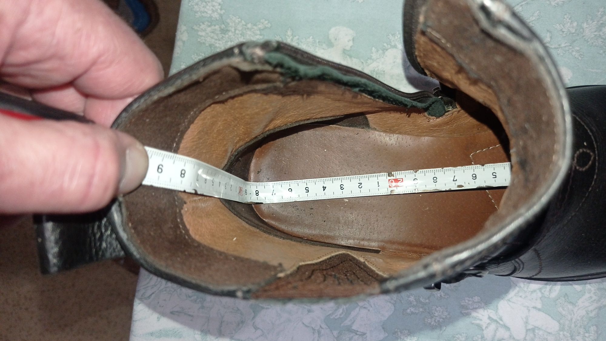 Buty "kowbojki" krótkie