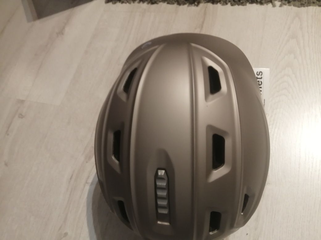 Kask uvex fierce processo