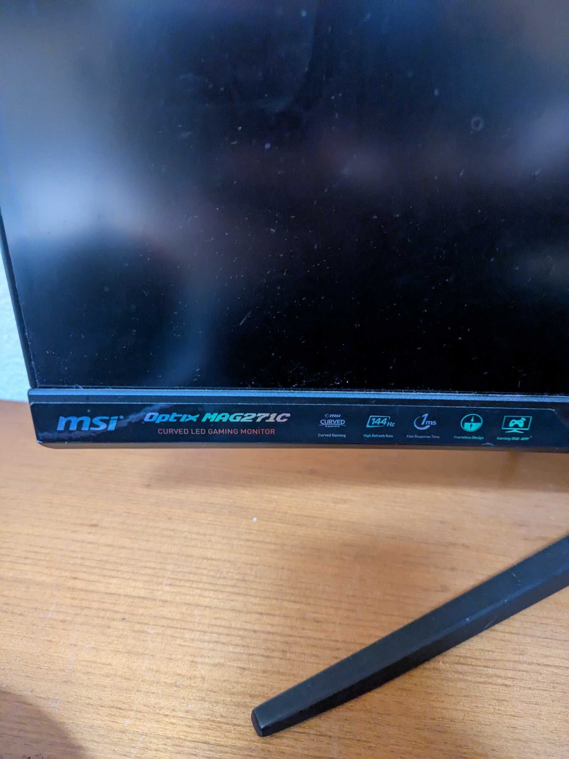 PC gaming com monitor