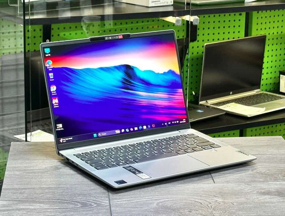 Новий / Lenovo Yoga Slim 7 / 14" OLED / Сore Ultra 7 / 32 DDR5