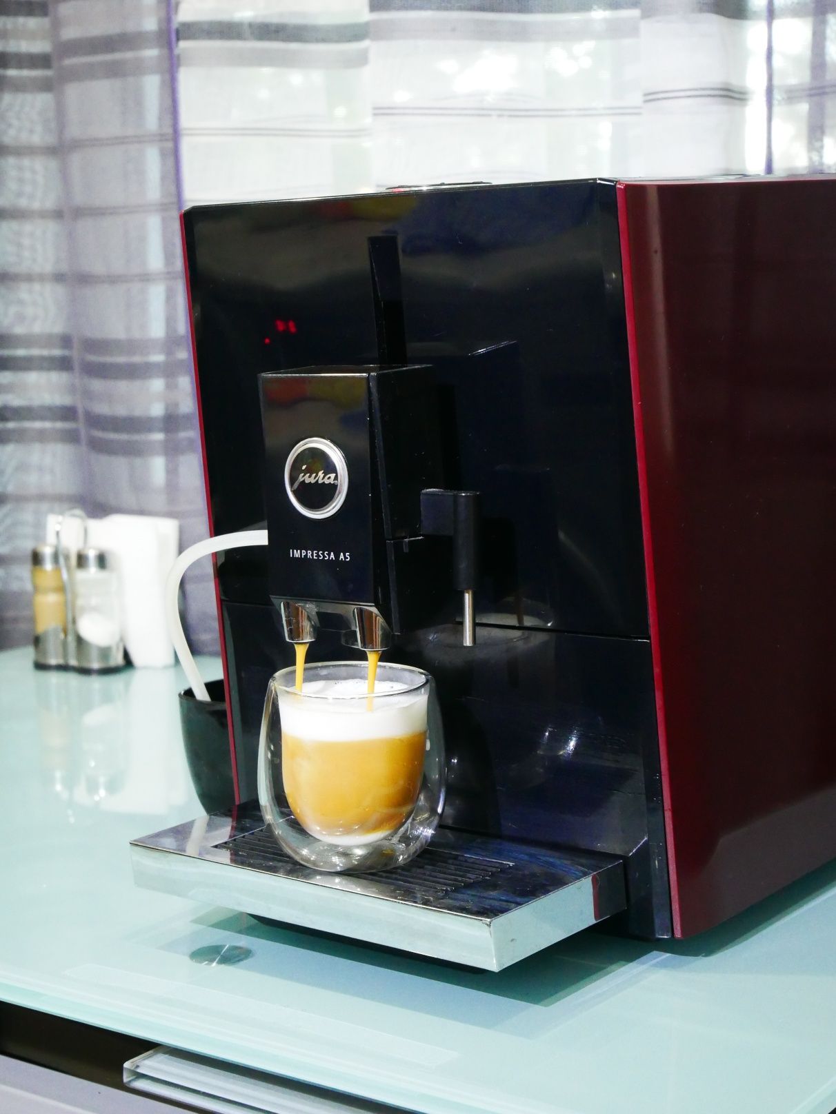 Кофемашина Jura impressa A5 One touch