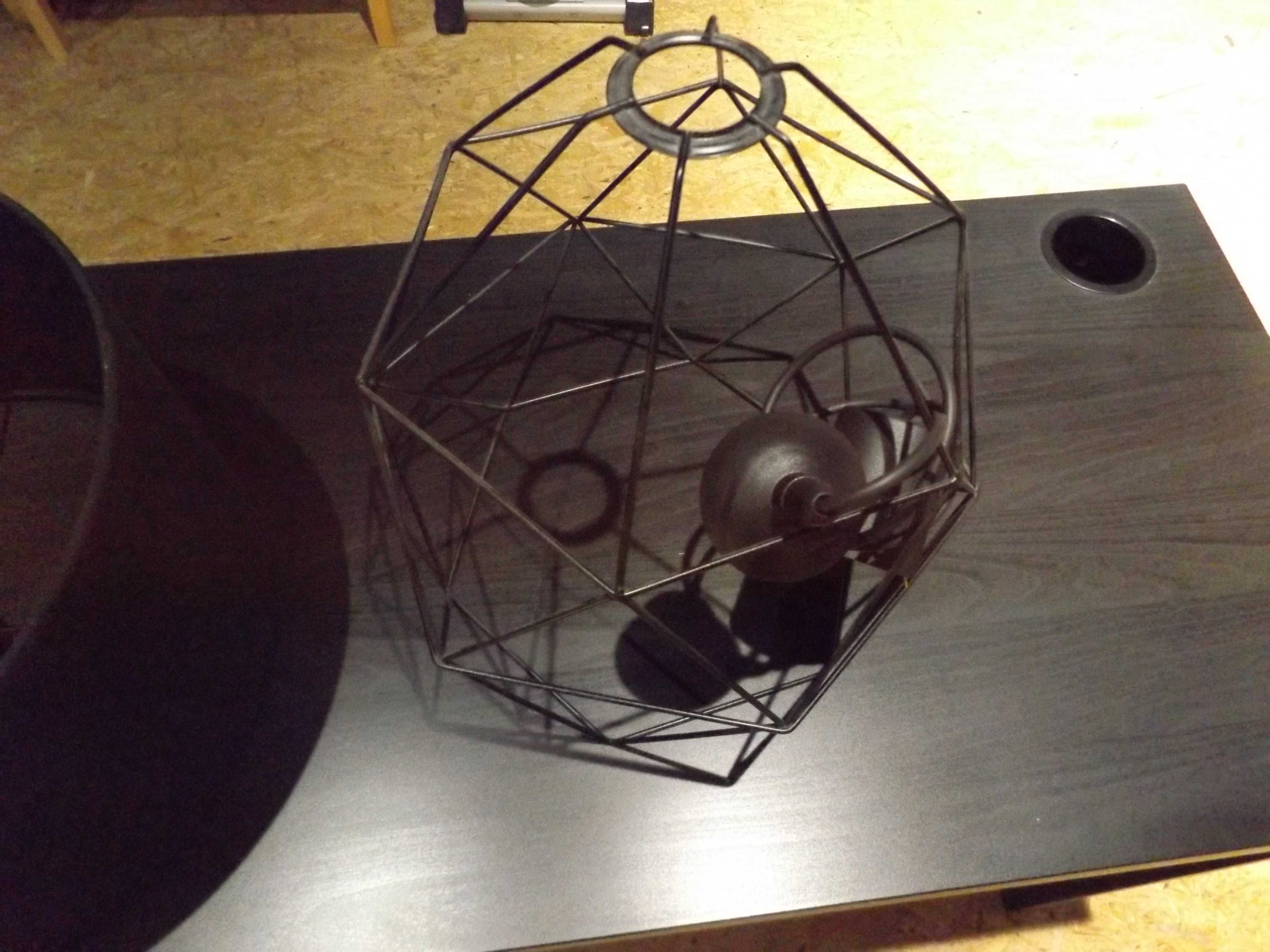 Klosz czarne  lampy