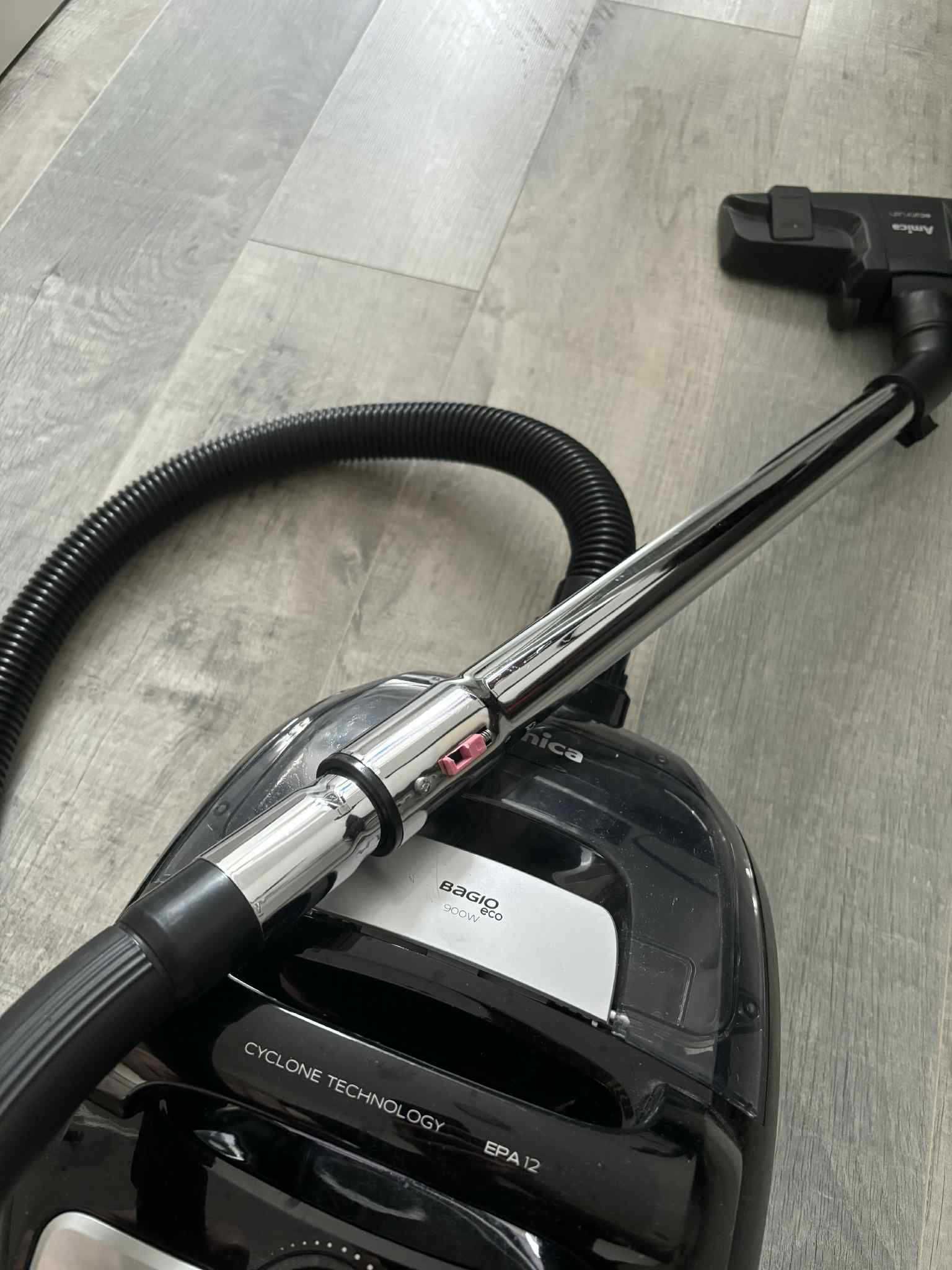Odkurzacz Amica Eco 900W