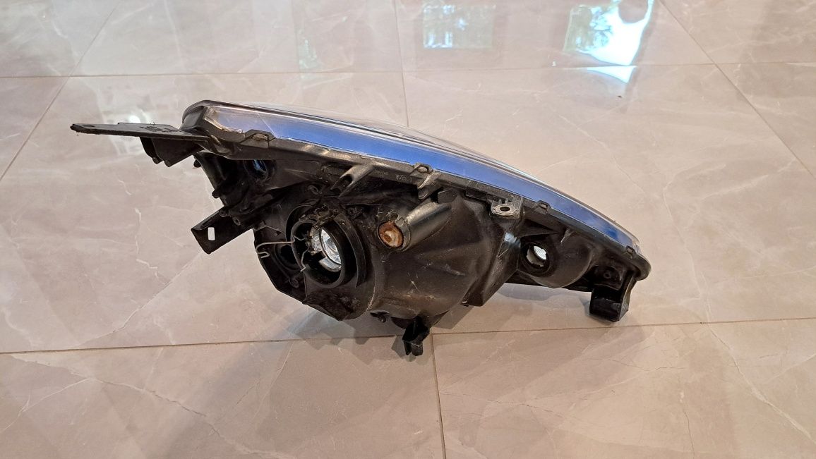 Honda Jazz II Sport lampa lewa przednia przód niebieska