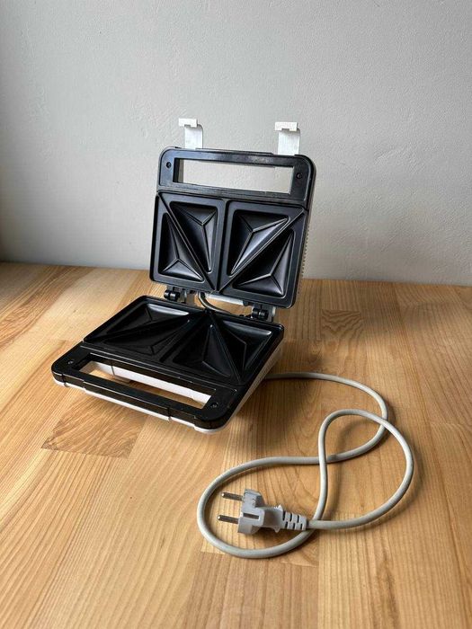 Продається тостерниця Philips HD4470