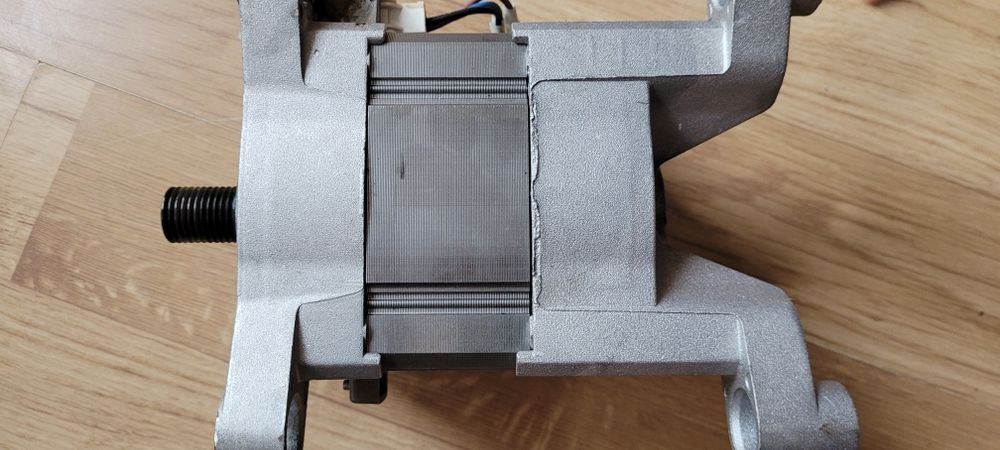 Silnik+Falownik do pralki EW6S406BP Electrolux