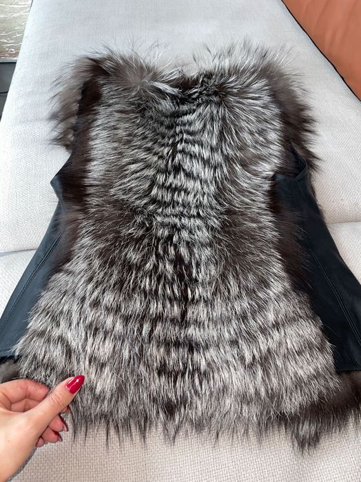 Kamizelka skórzana z futrem naturalnym S