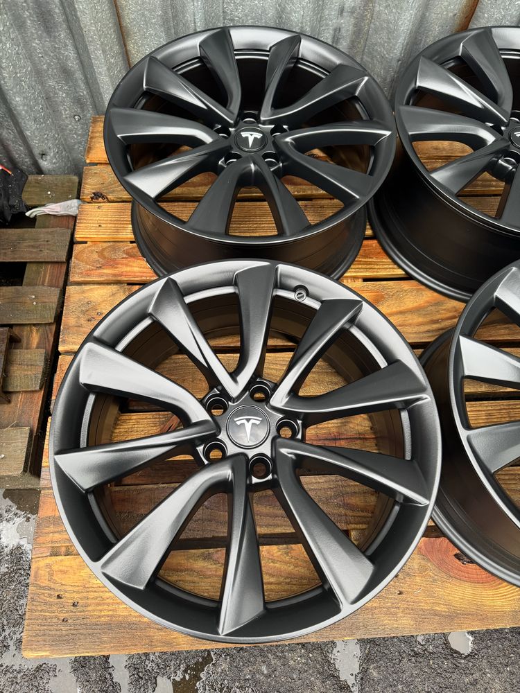 Диски 5/114.3r19 tesla model 3 original