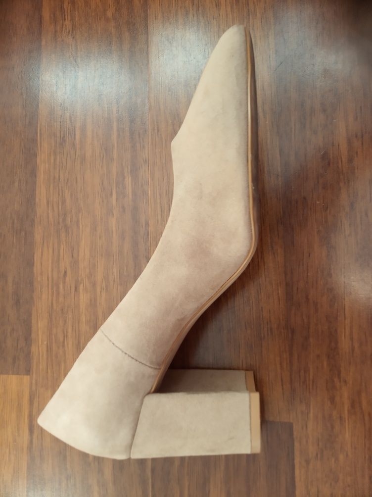 Zamszowe buty h&m rozmiar 39