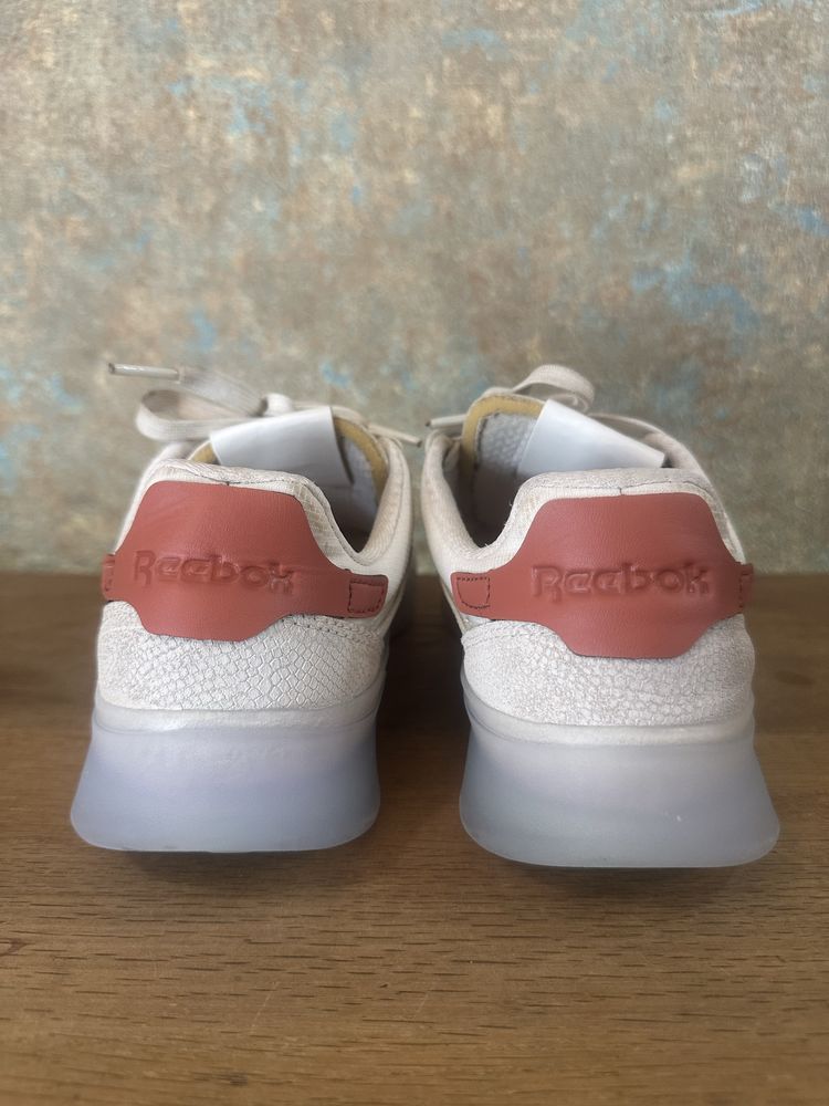 Кроссовки Reebok 38р оригінал