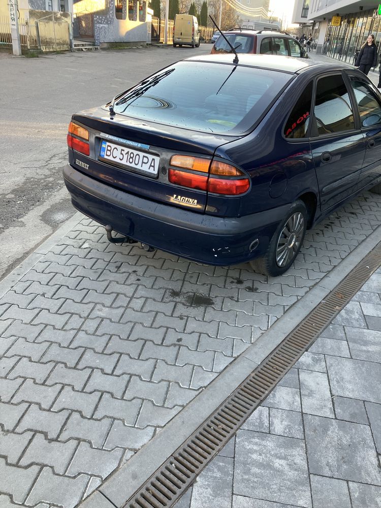 Продаю рено лагуна