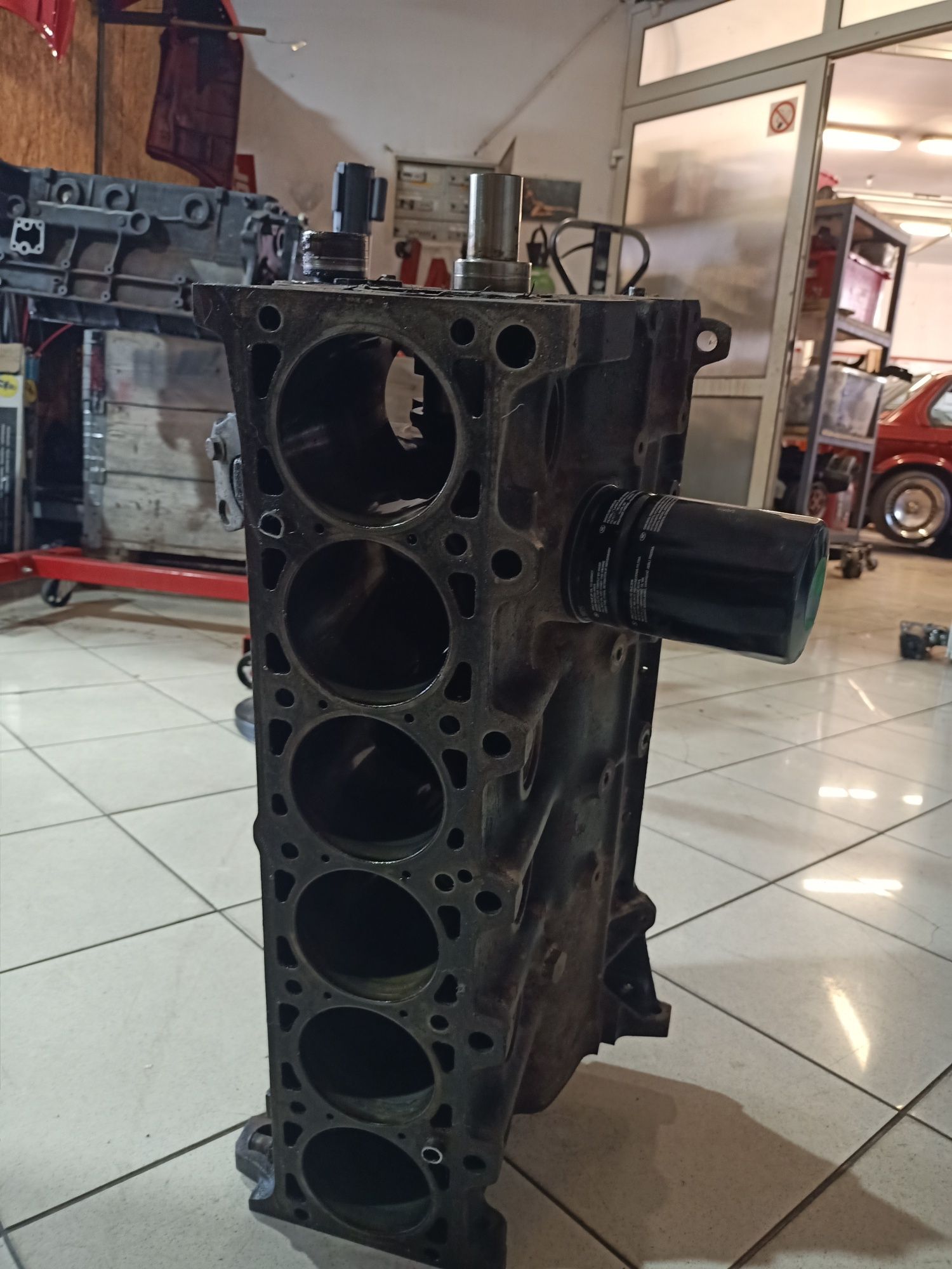 BMW m20b25 blok silnika E30 E34 e28 Z1 m20b25 głowica wał części m20