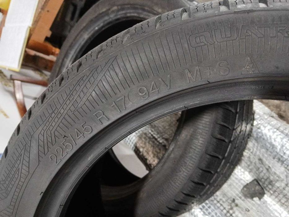 Шини Vredestein 225/45R17. 2шт. Всесизонка 2023р. (0759)