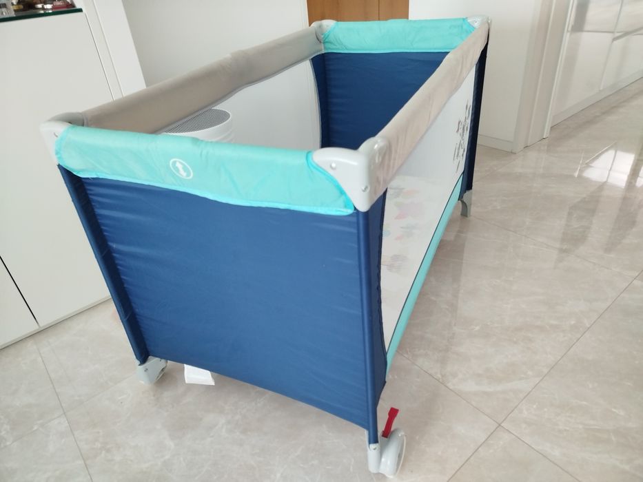 Cama de viagem com colchão