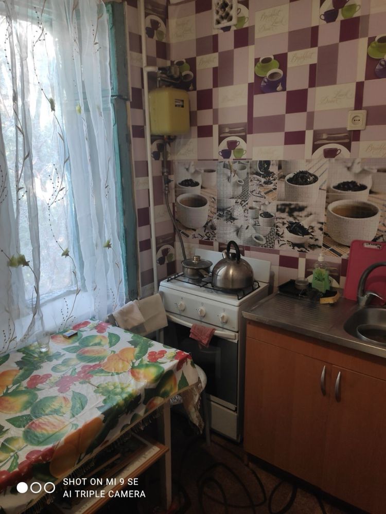 Продам 1-у кімнатну квартиру